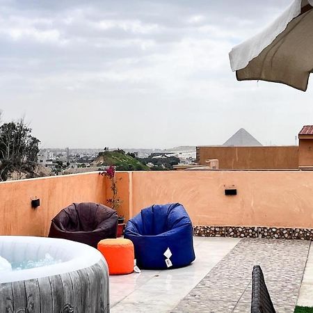 Boho Getaway With Pyramids View & Jacuzzi Apartamento Giza Exterior foto