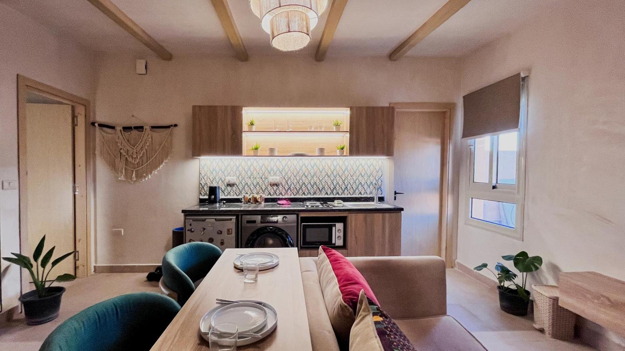 Boho Getaway With Pyramids View & Jacuzzi Apartamento Giza Exterior foto